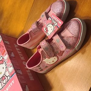 New with box and tags Hello Kitty Velcro Fastener Kids Shoes Size 2M